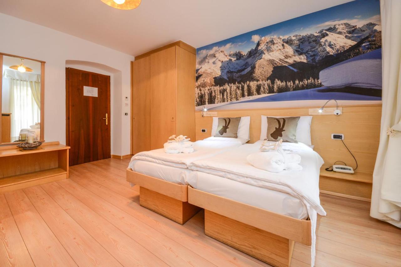 Hotel Corona Pinzolo Ngoại thất bức ảnh