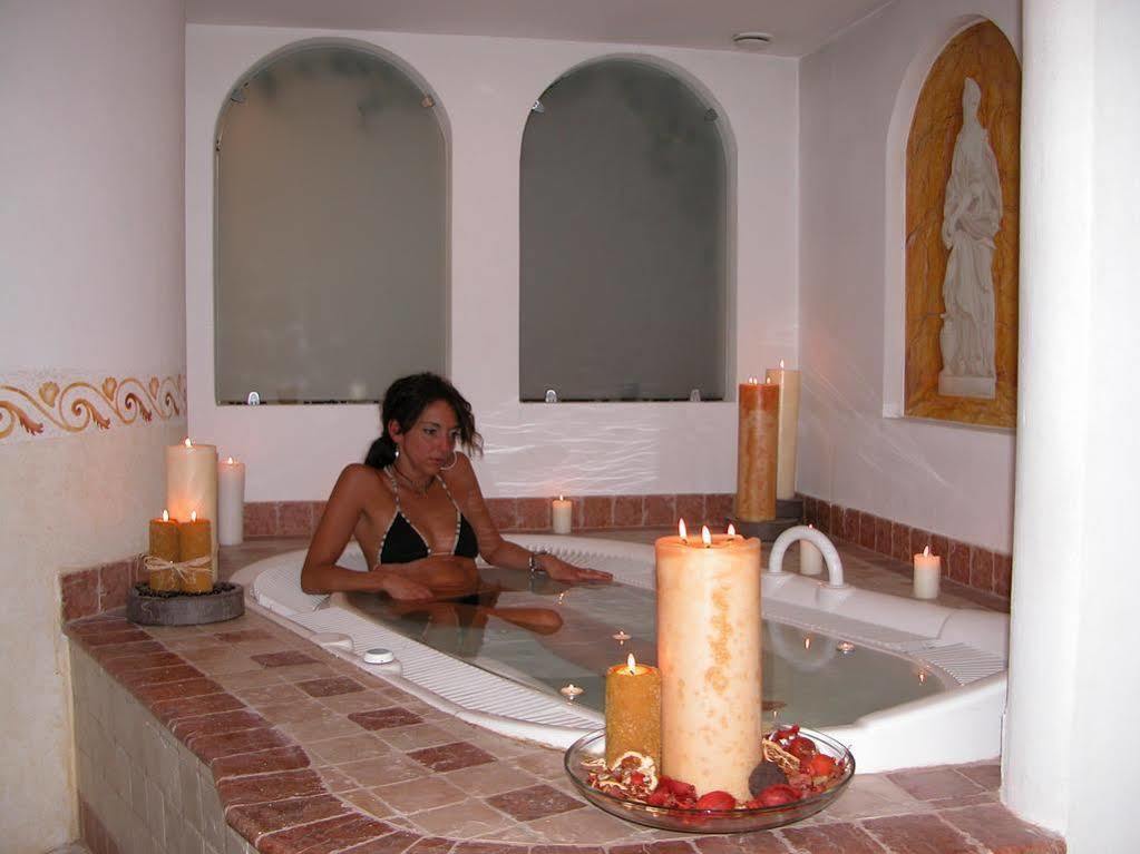 Hotel Corona Pinzolo Ngoại thất bức ảnh