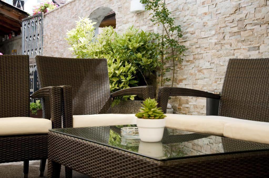 Hotel Corona Pinzolo Ngoại thất bức ảnh