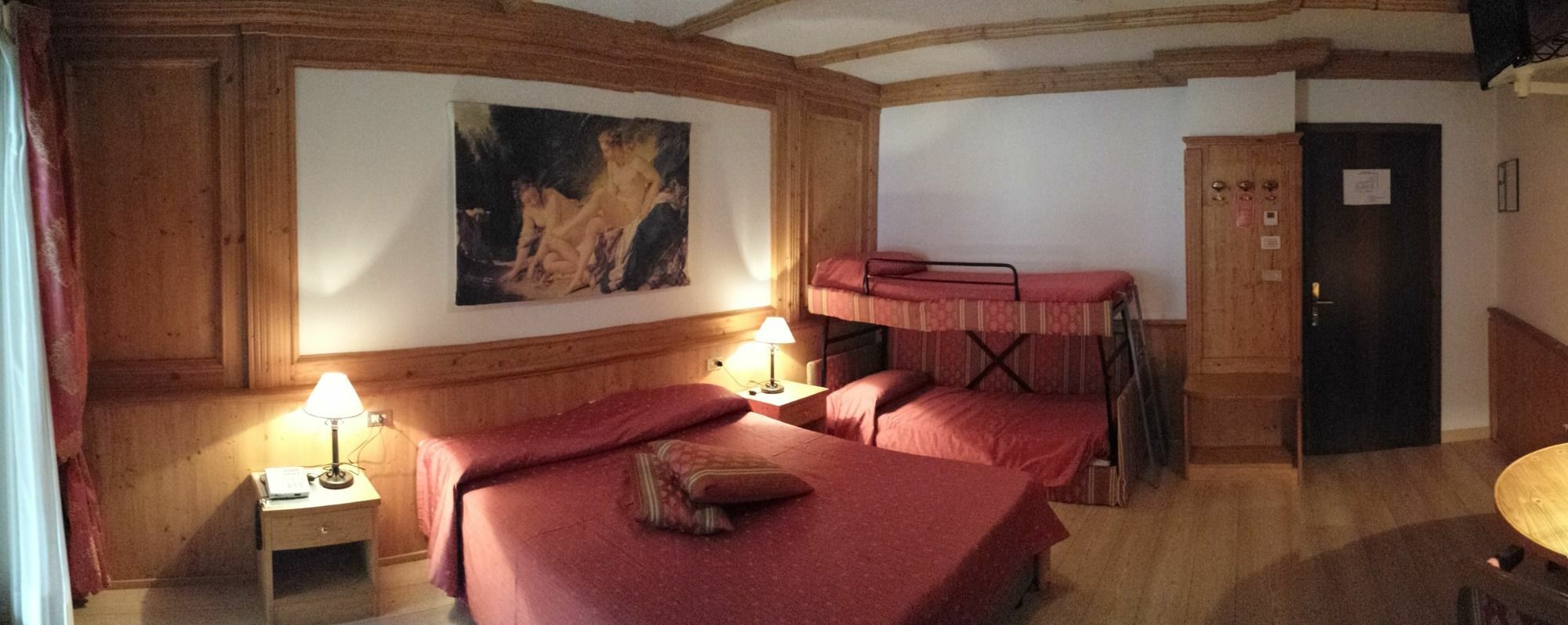 Hotel Corona Pinzolo Ngoại thất bức ảnh